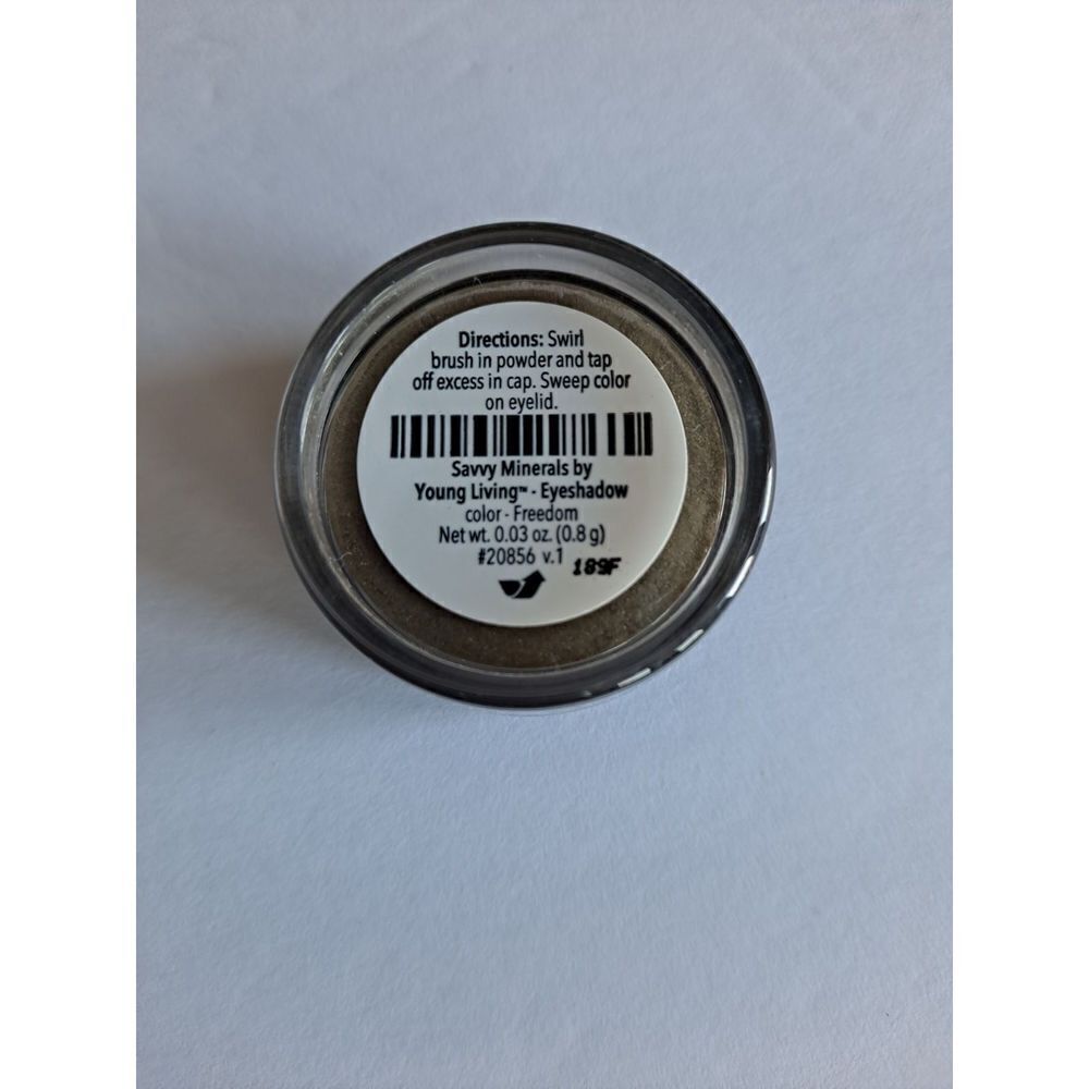 Savvy Minerals by Young‎ Living Eyeshadow